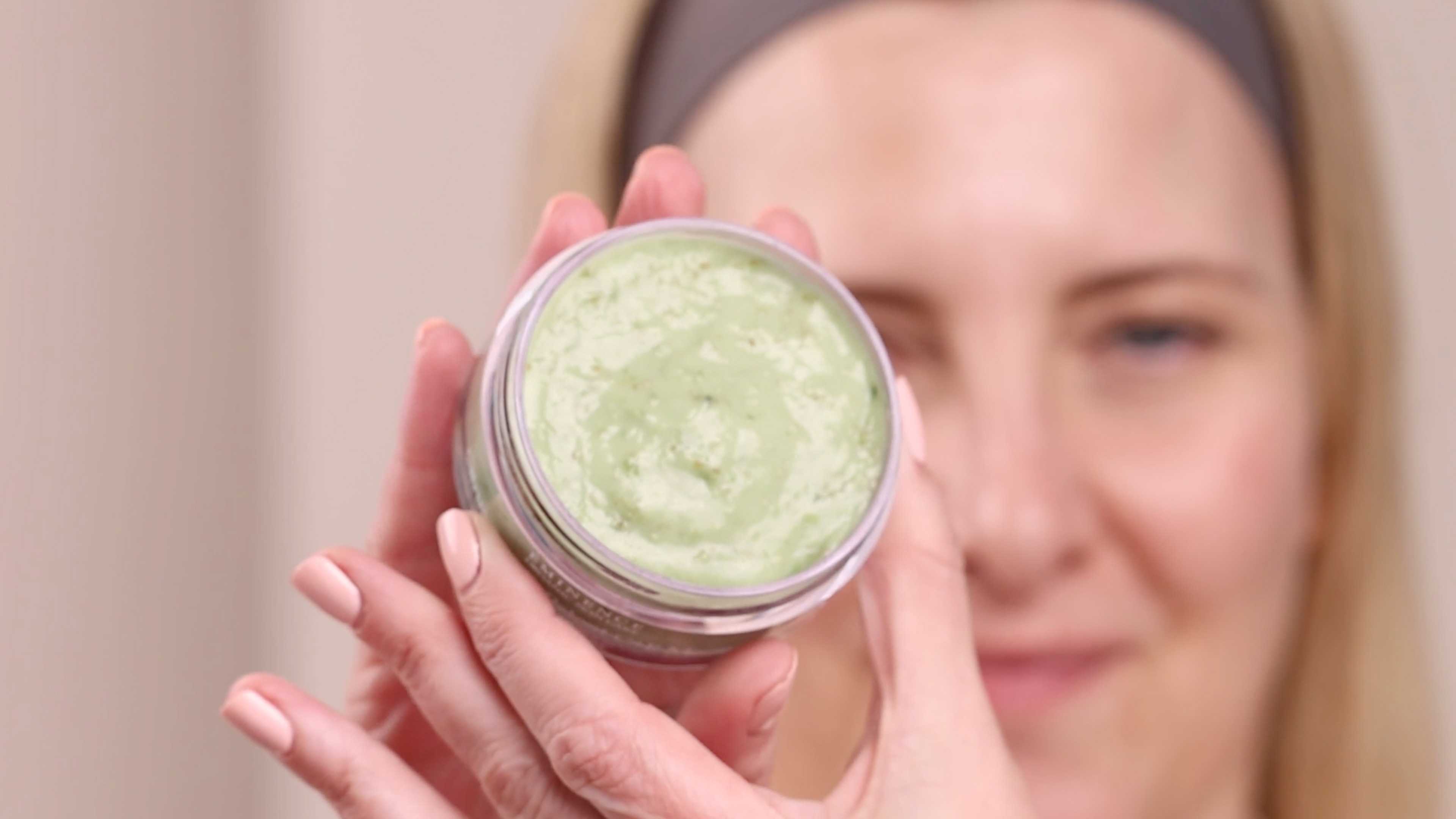 Citrus & Kale Potent C+E Masque image named null